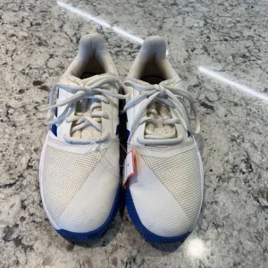 Adidas DWW Tennis Shoes 5.5Y White/Blue