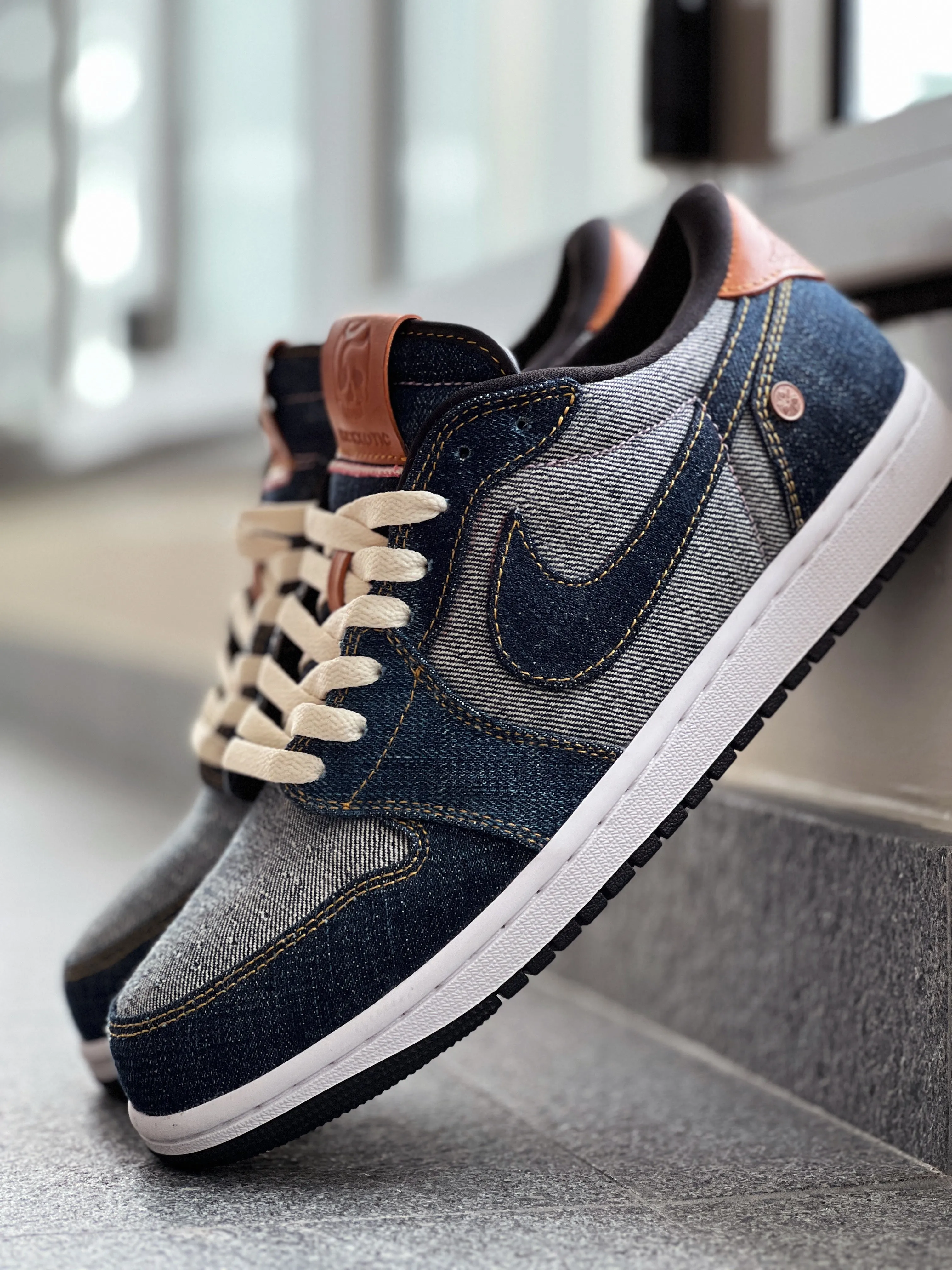 Air Jordan 1 Low "Momotaro Denim"