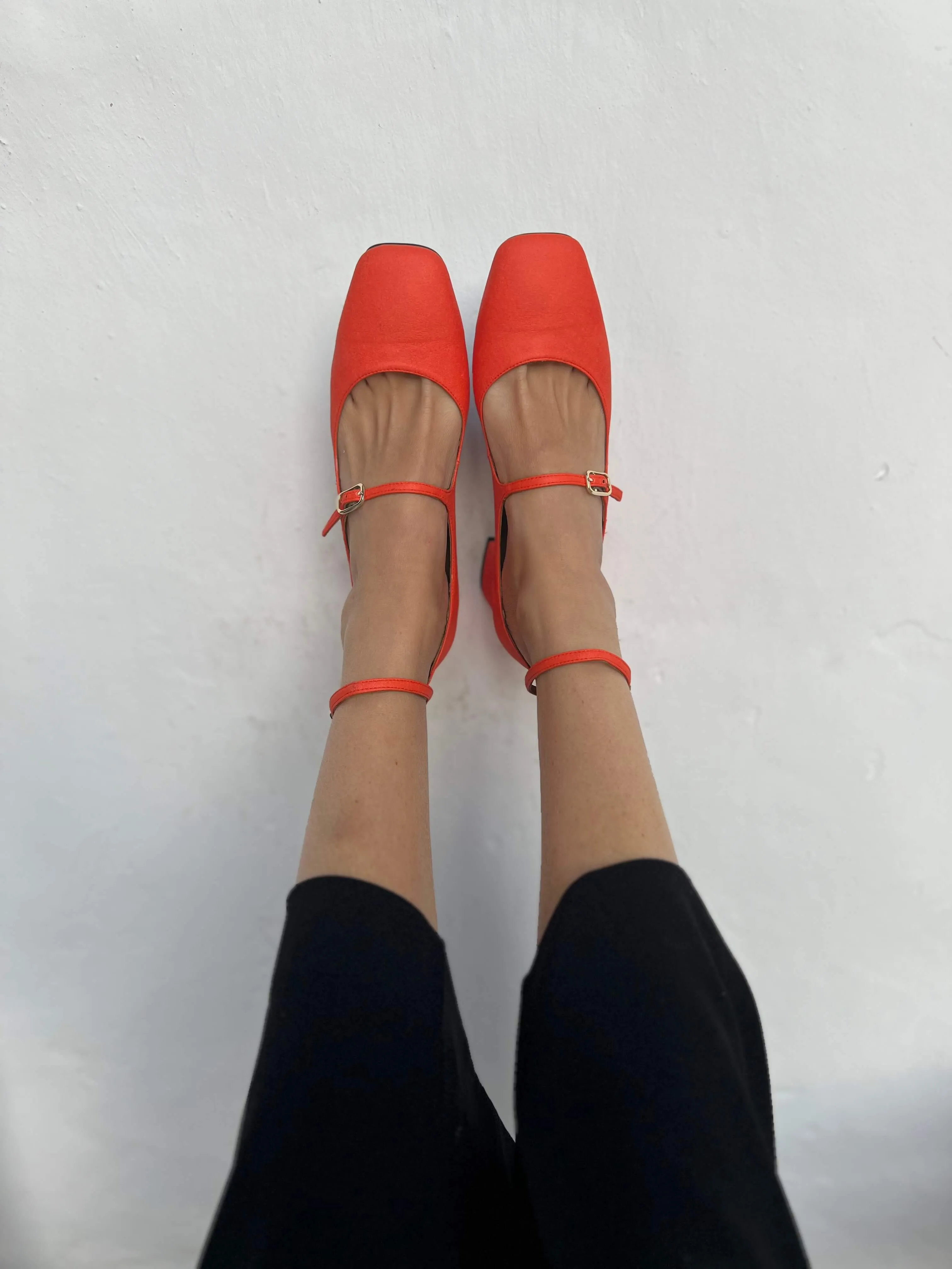 Belleville Paprika Pumps
