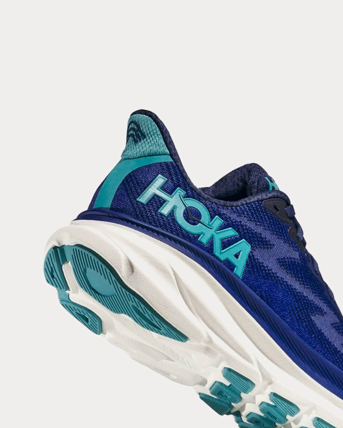 Clifton 9 Bellwether Blue / Evening Sky Running Shoes