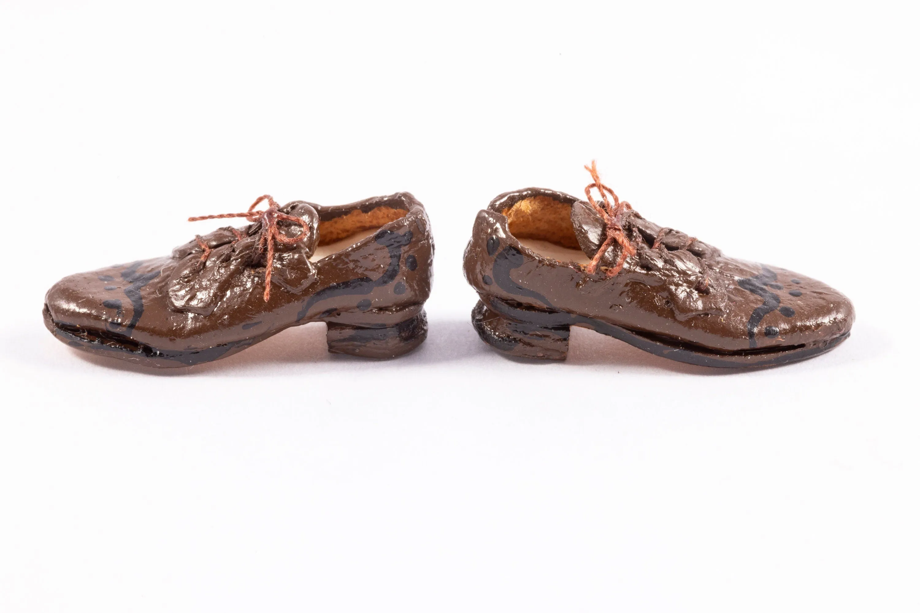 Dollhouse Miniature ~ Handmade Dolls Cobber Vintage Men's Shoes with Laces