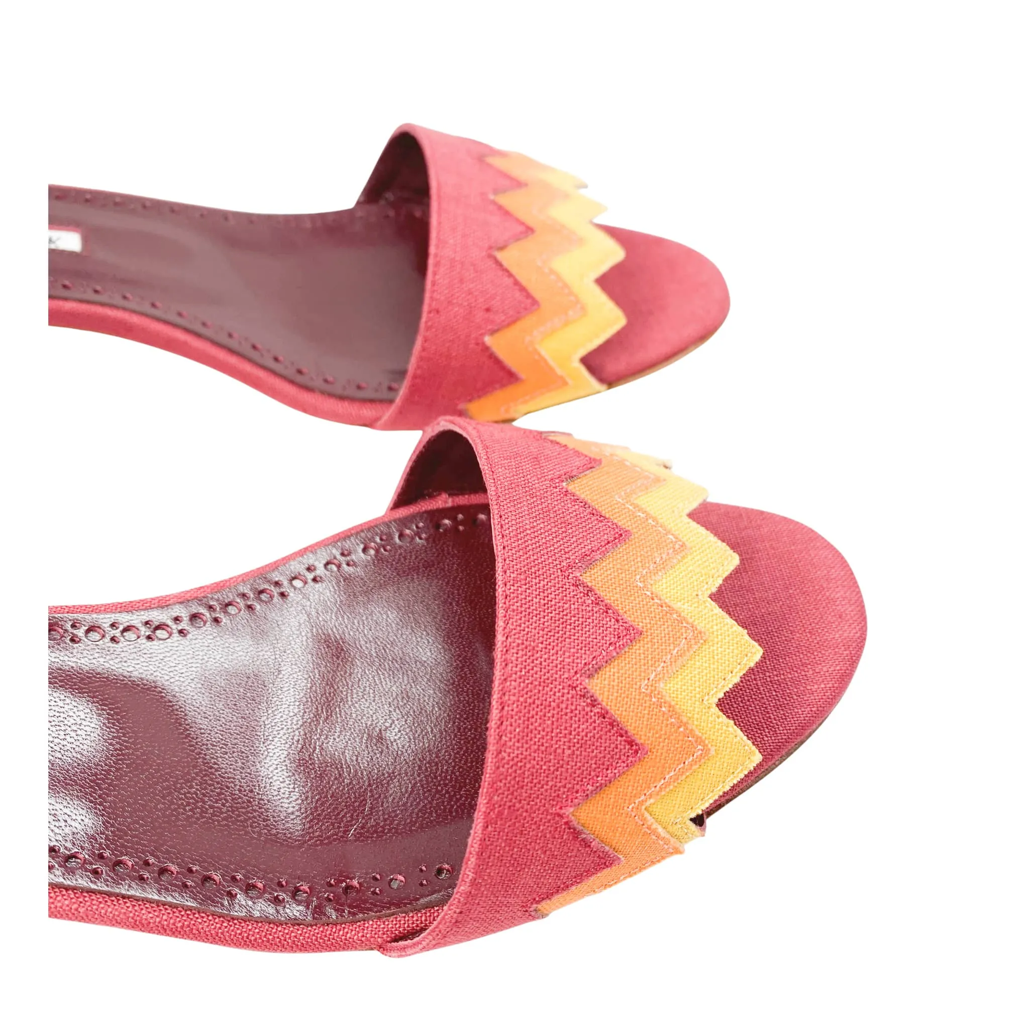 Manolo Blahnik Low Heel Sandals - Lochpri