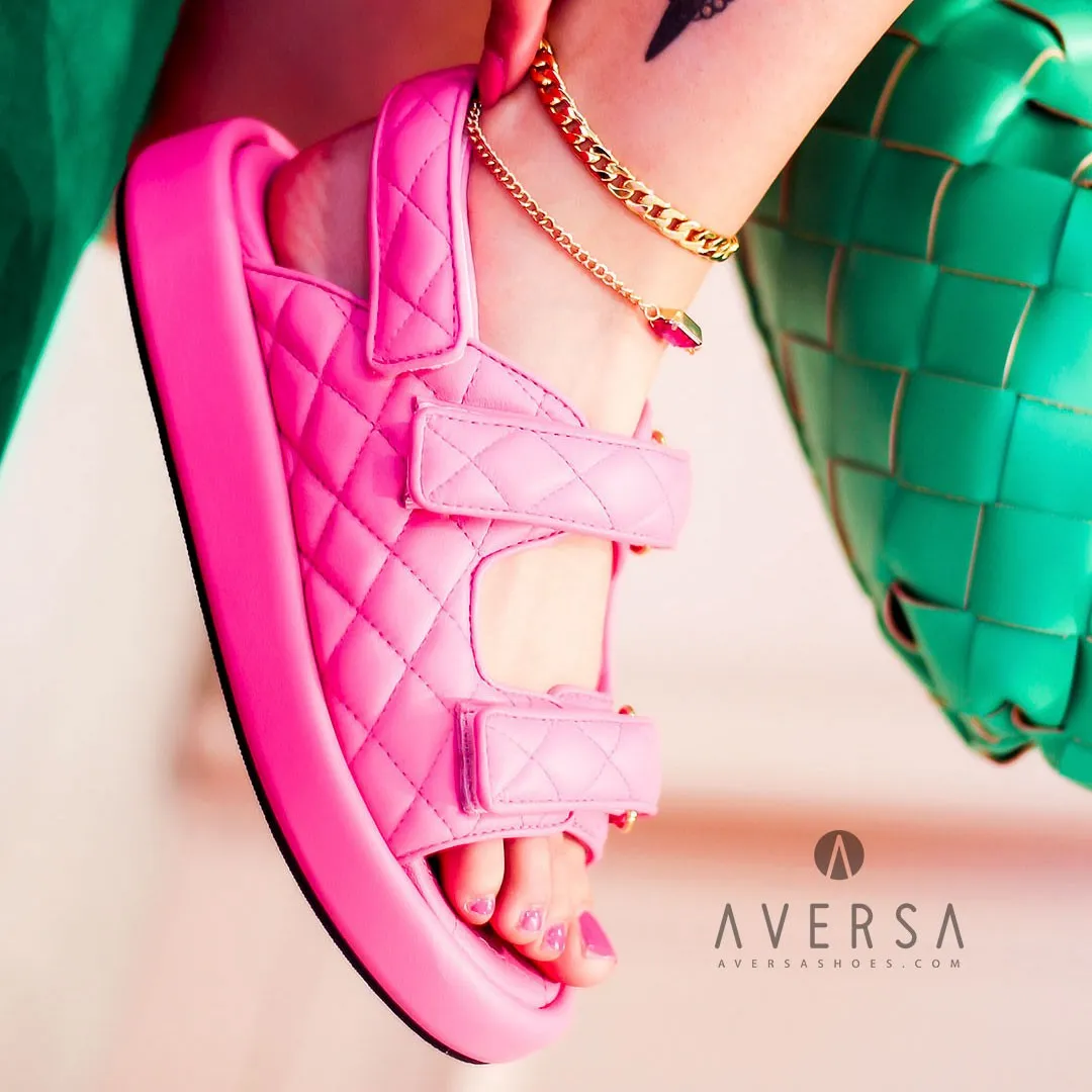 Sandalo Amy fucsia con strappi