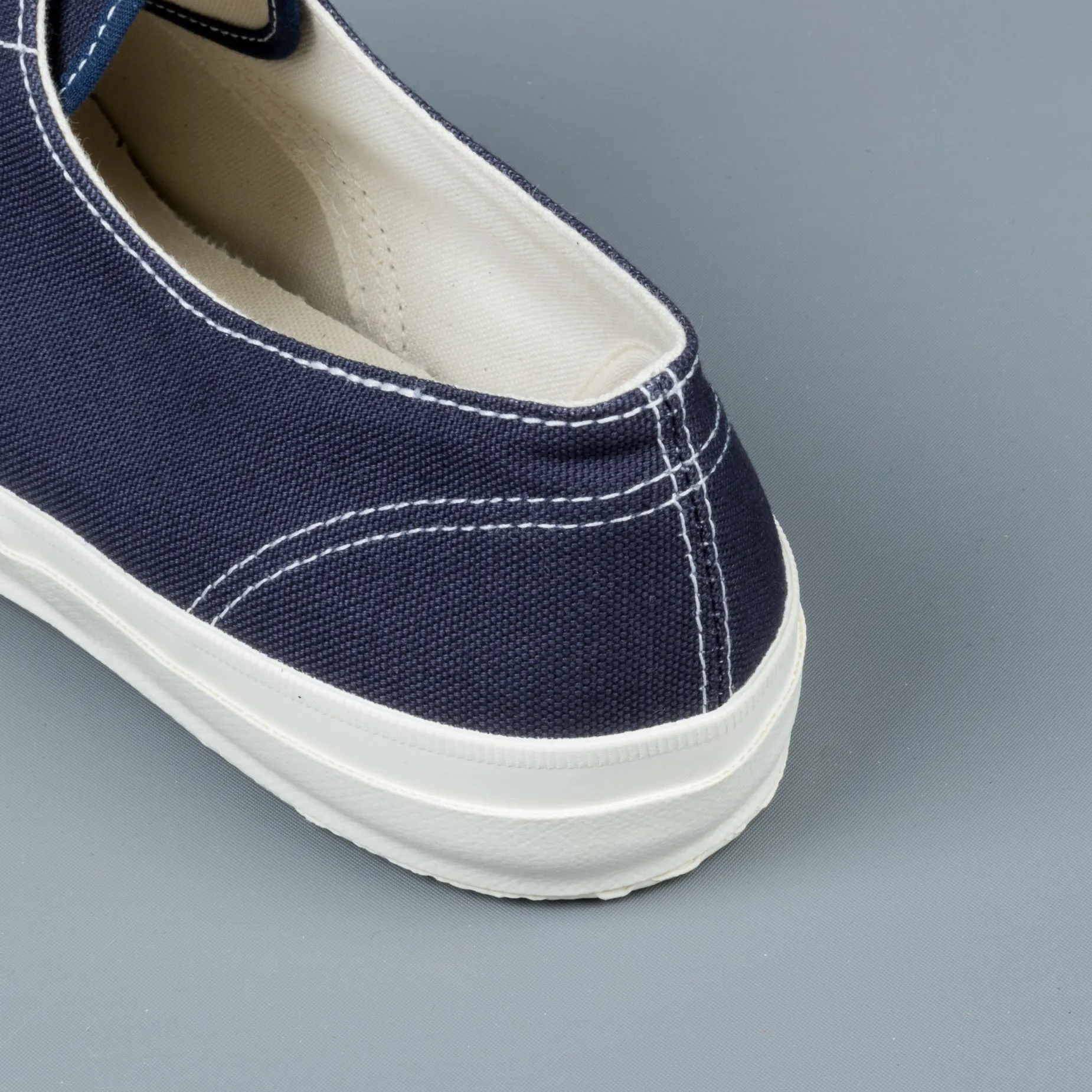 The Real McCoy's U.S.N. Cotton Canvas Deck Shoes navy