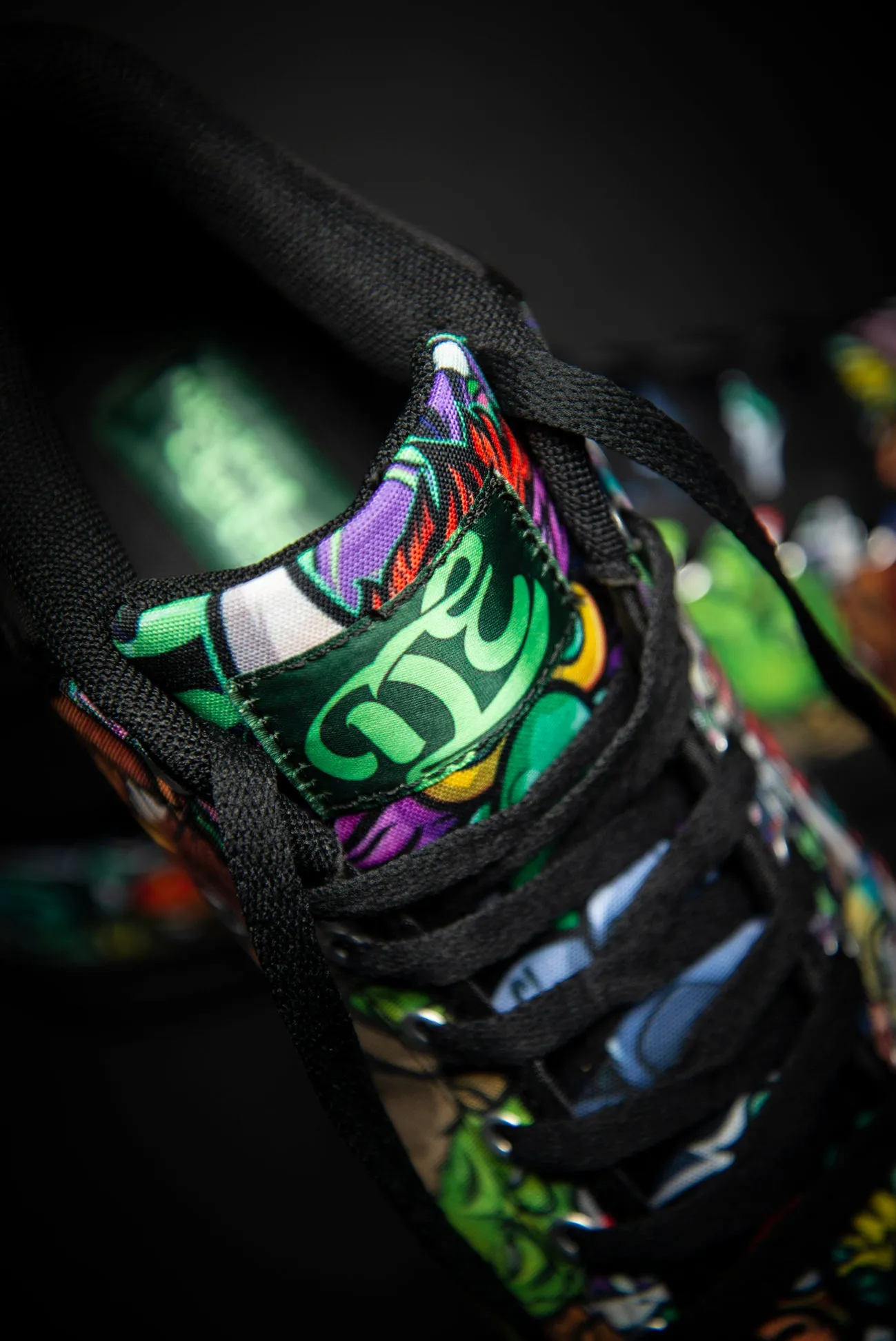 Toon Buddies Canvas Mid Top Ladies Sneaker