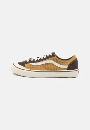 Vans Style 136 Decon Vr3 Sf - Salt Wash / Corduroy Mustard
