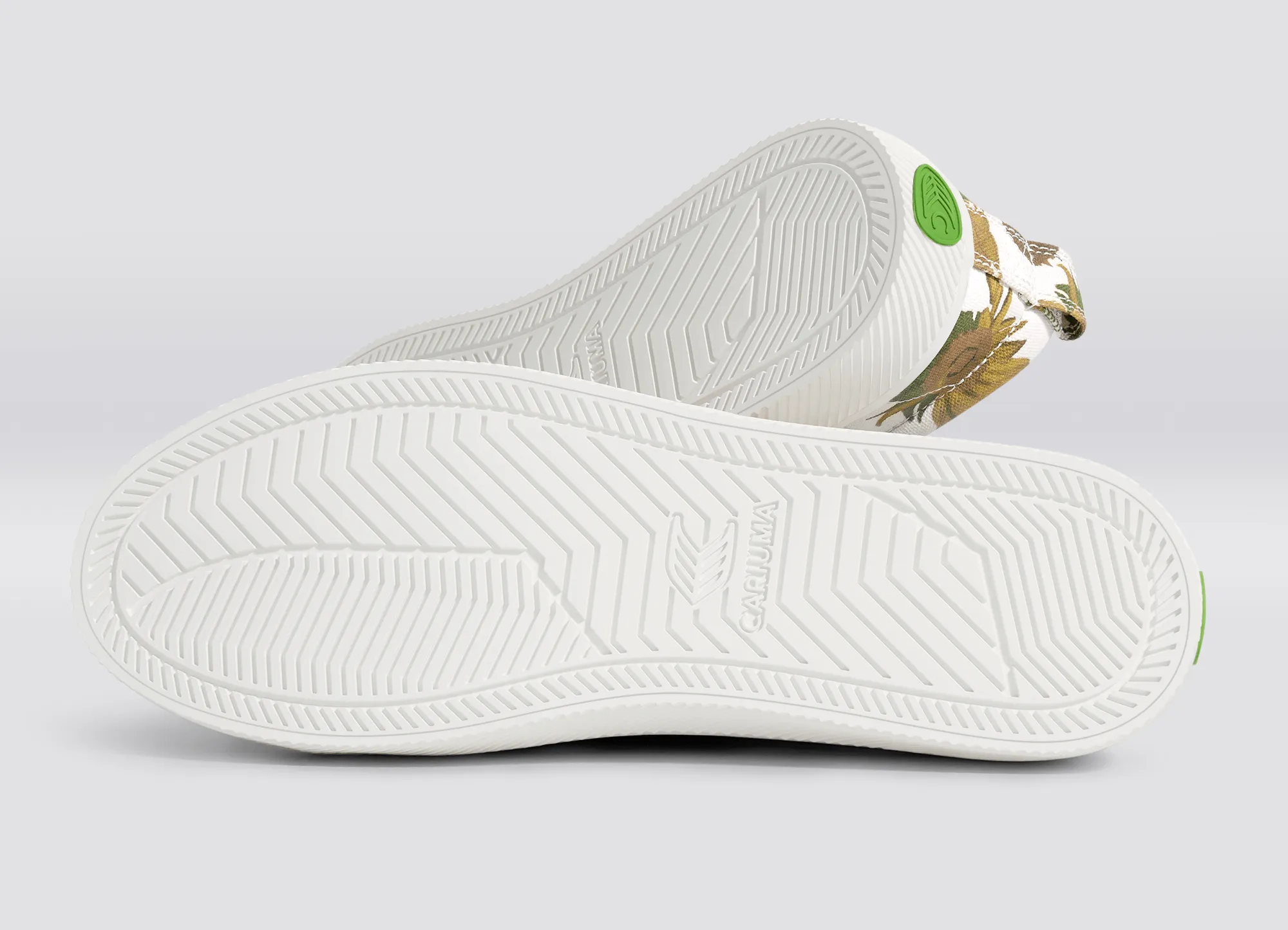 VGM OCA Low Sunflowers Off-White Canvas Sneaker Women